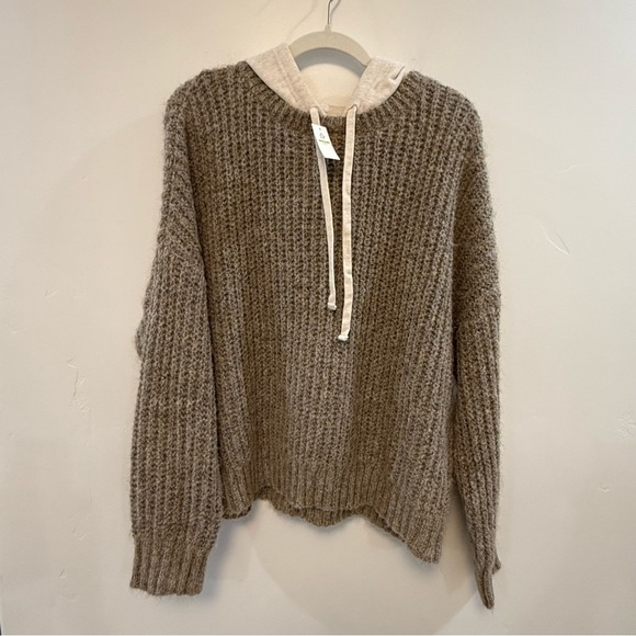 AERIE offline oversized pullover sweater w hood mixed media size large - Picture 3 of 8